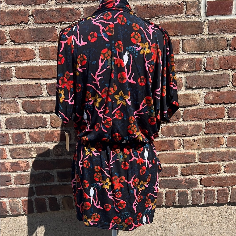 Colorful Patterned Cross Front Dress - Picture 3 of 6